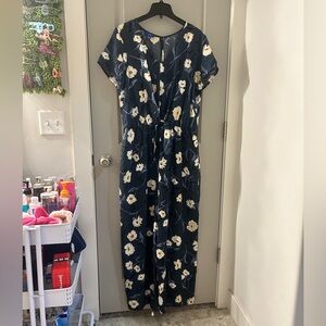 Apt 9 Floral Jumpsuit XL